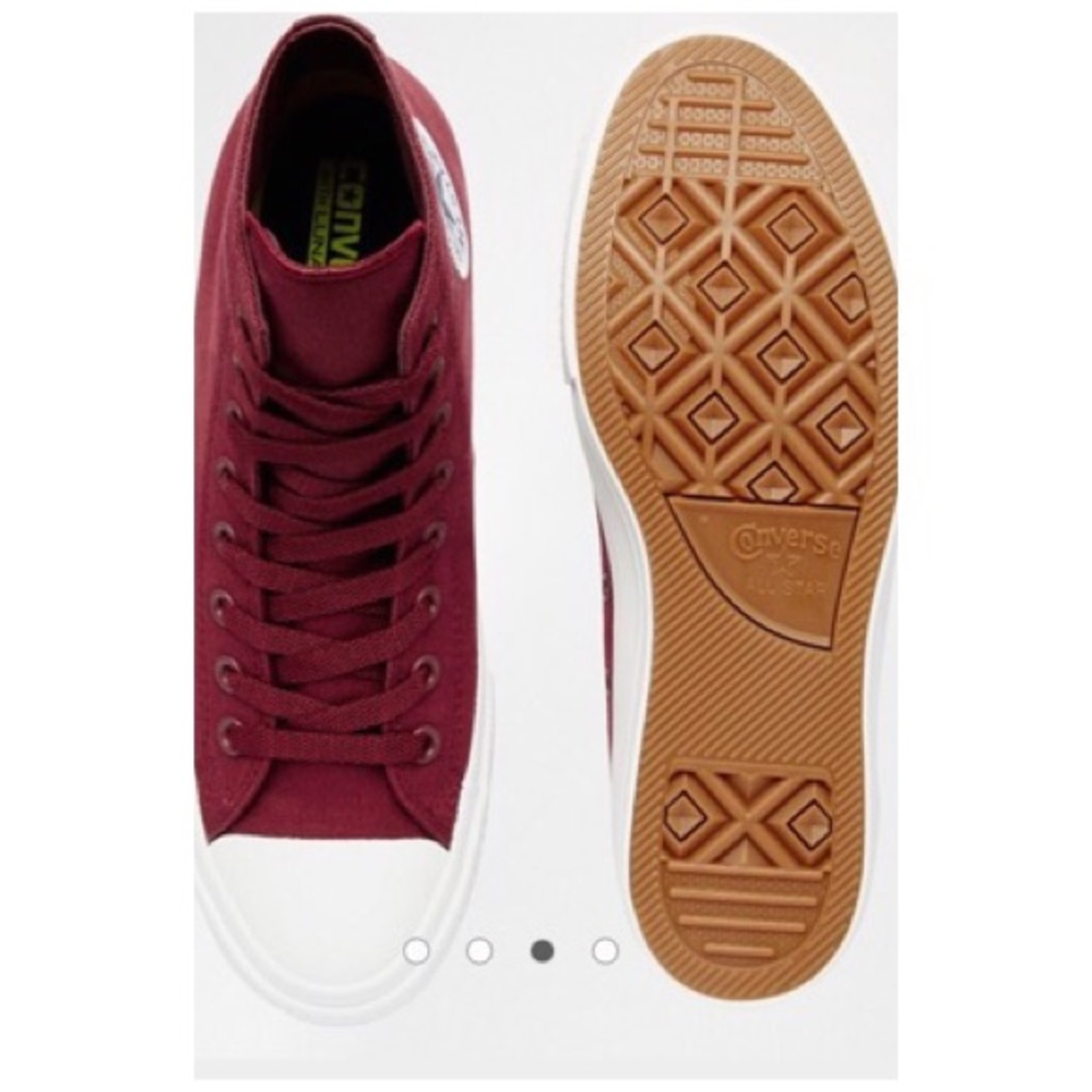 Chuck Taylor’s all star converse